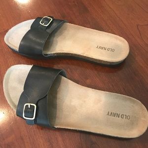 Old Navy Black Slides Sz 9